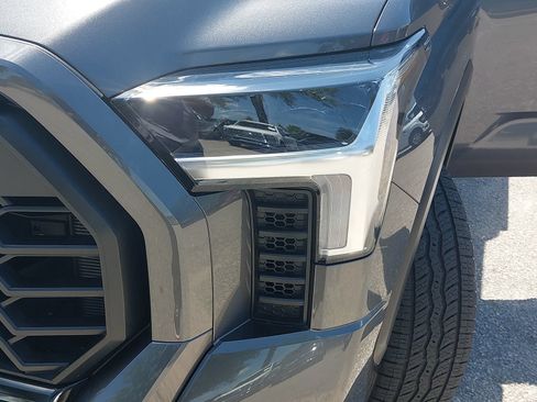 Used 2025 Toyota Tundra Limited w/ TRD Off-Road Package AWD/4WD image 30