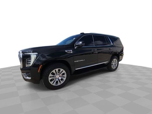 Used 2025 GMC Yukon Denali AWD/4WD image 4