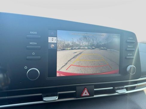 New 2026 Hyundai Elantra Blue image 24