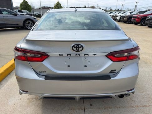 New 2023 Toyota Camry SE w/ Cold Weather Package AWD/4WD image 4