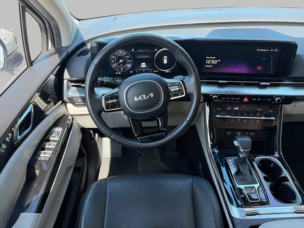 Used 2024 Kia Carnival SX Prestige FWD image 11