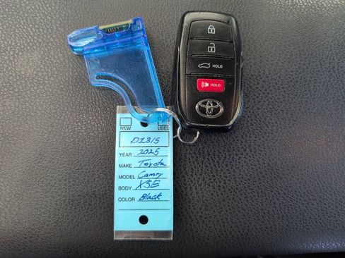 Used 2025 Toyota Camry XSE image 11