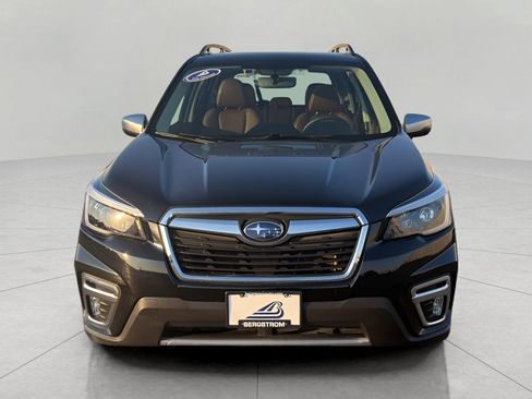 Used 2021 Subaru Forester Touring image 2