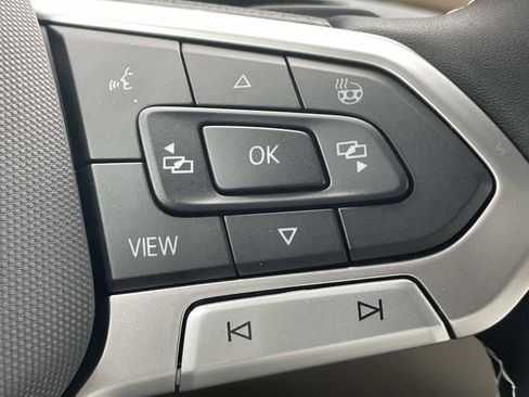 New 2026 Volkswagen Atlas SE FWD image 24
