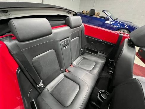Used 2009 Volkswagen Beetle S image 29