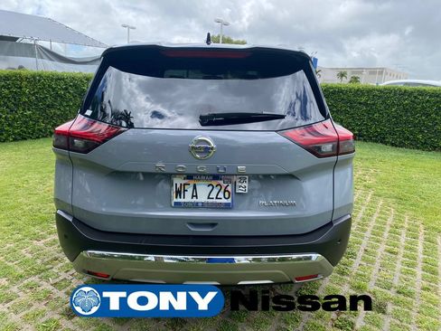 Used 2021 Nissan Rogue Platinum FWD image 24