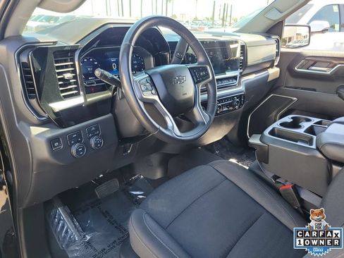 Used 2022 Chevrolet Silverado 1500 RST AWD/4WD image 16