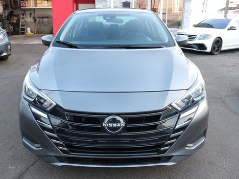 Used 2024 Nissan Versa SV image 8