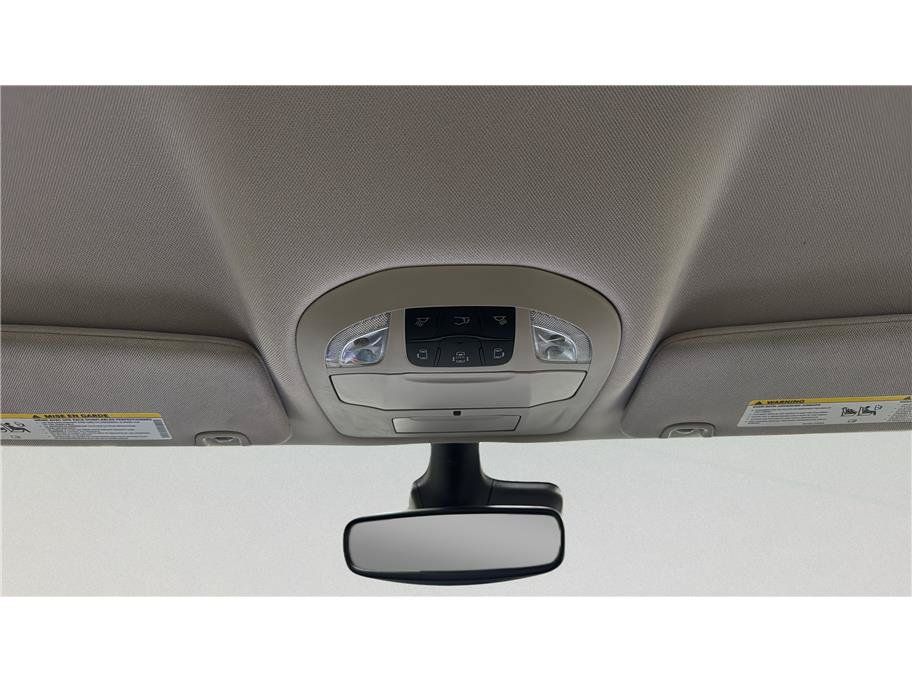 Used 2024 Chrysler Pacifica Touring-L FWD image 36