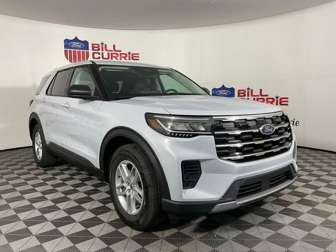 New 2026 Ford Explorer Active RWD image 1
