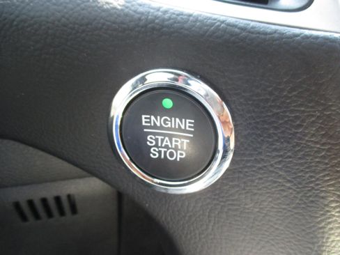 Used 2024 Ford Edge ST-Line AWD/4WD image 21