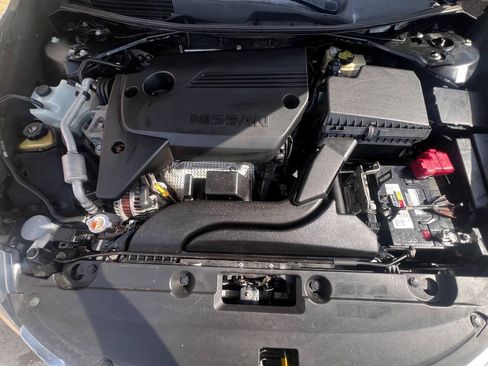 Used 2016 Nissan Altima 2.5 SR FWD image 18