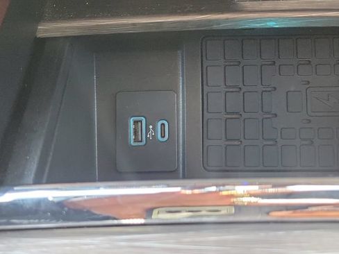 Certified 2022 Ford Expedition Limited RWD image 32