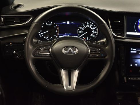 Certified 2025 INFINITI QX55 Essential w/ Accent Package image 17