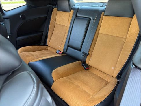 Used 2021 Dodge Challenger R/T Scat Pack w/ Dynamics Package image 33