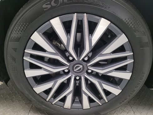Used 2025 Nissan Altima 2.5 SV FWD image 31