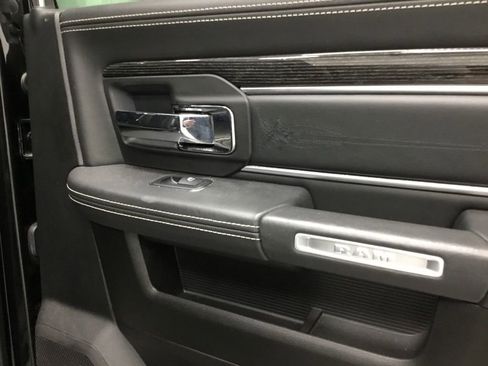 Used 2018 RAM 3500 Laramie Longhorn image 23