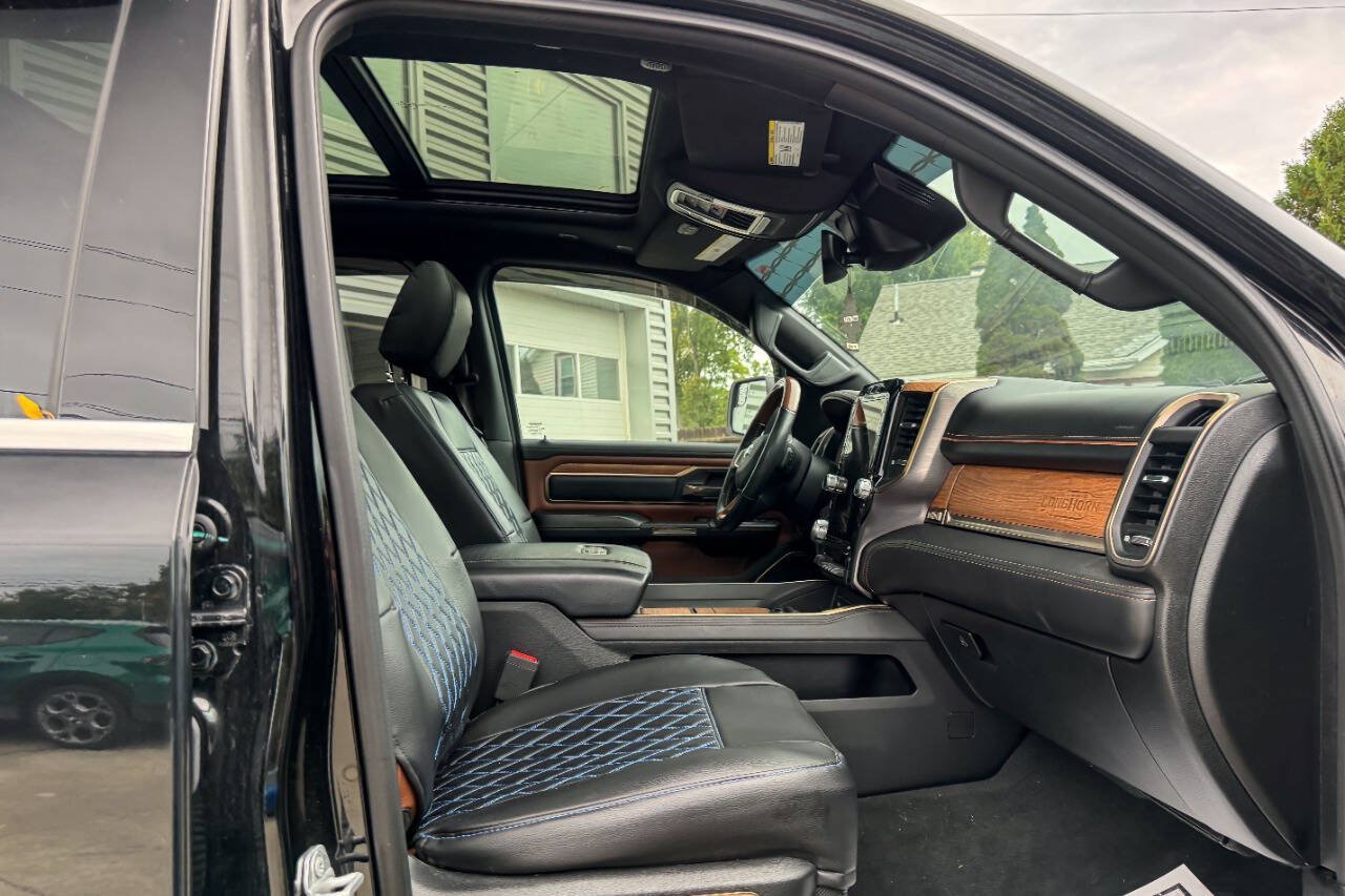 Used 2019 RAM 1500 Limited AWD/4WD image 11