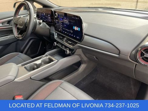 Certified 2024 Chevrolet Equinox EV RS image 26