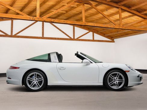 Used 2015 Porsche 911 Targa 4 AWD/4WD image 6