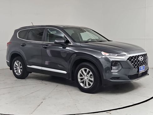 Used 2020 Hyundai Santa Fe SE FWD image 8