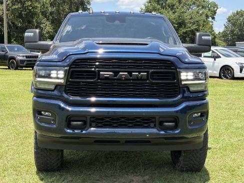 Used 2024 RAM 2500 Limited AWD/4WD image 3