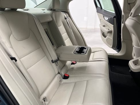 Used 2024 Volvo S60 B5 Core FWD image 20