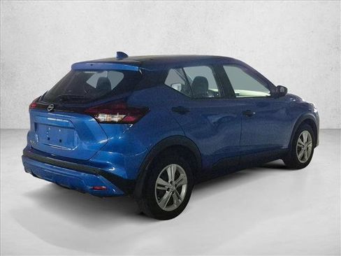 Used 2023 Nissan Kicks S FWD image 6