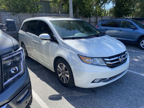Used 2016 Honda Odyssey Touring Elite image 5