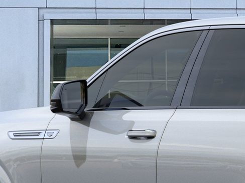 New 2025 Cadillac Escalade IQ Luxury 2 AWD/4WD image 14