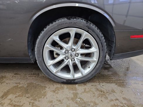 Used 2022 Dodge Challenger GT image 30