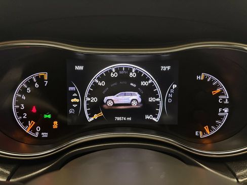 Used 2017 Jeep Grand Cherokee Limited AWD/4WD image 15