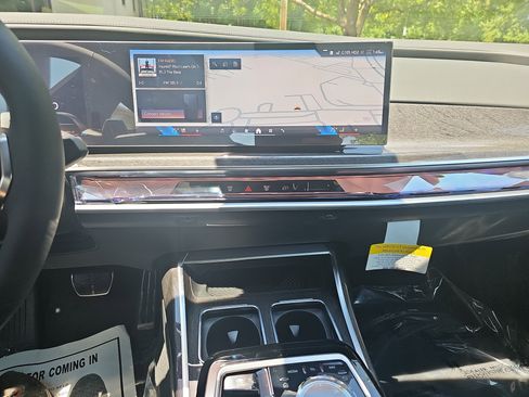 New 2026 BMW 740i RWD image 22