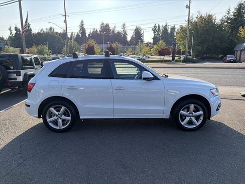 Used 2017 Audi Q5 2.0T Premium Plus w/ Technology Package AWD/4WD image 12