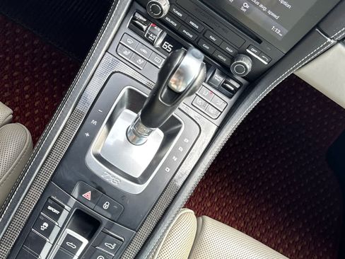 Used 2018 Porsche 718 Boxster S image 23