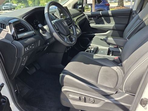 Certified 2025 Honda Odyssey Touring image 22