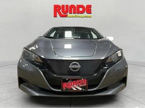 Used 2023 Nissan Leaf S image 8