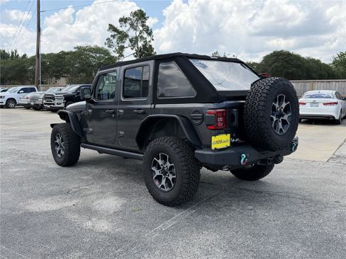 Used 2018 Jeep Wrangler Unlimited Rubicon AWD/4WD image 5