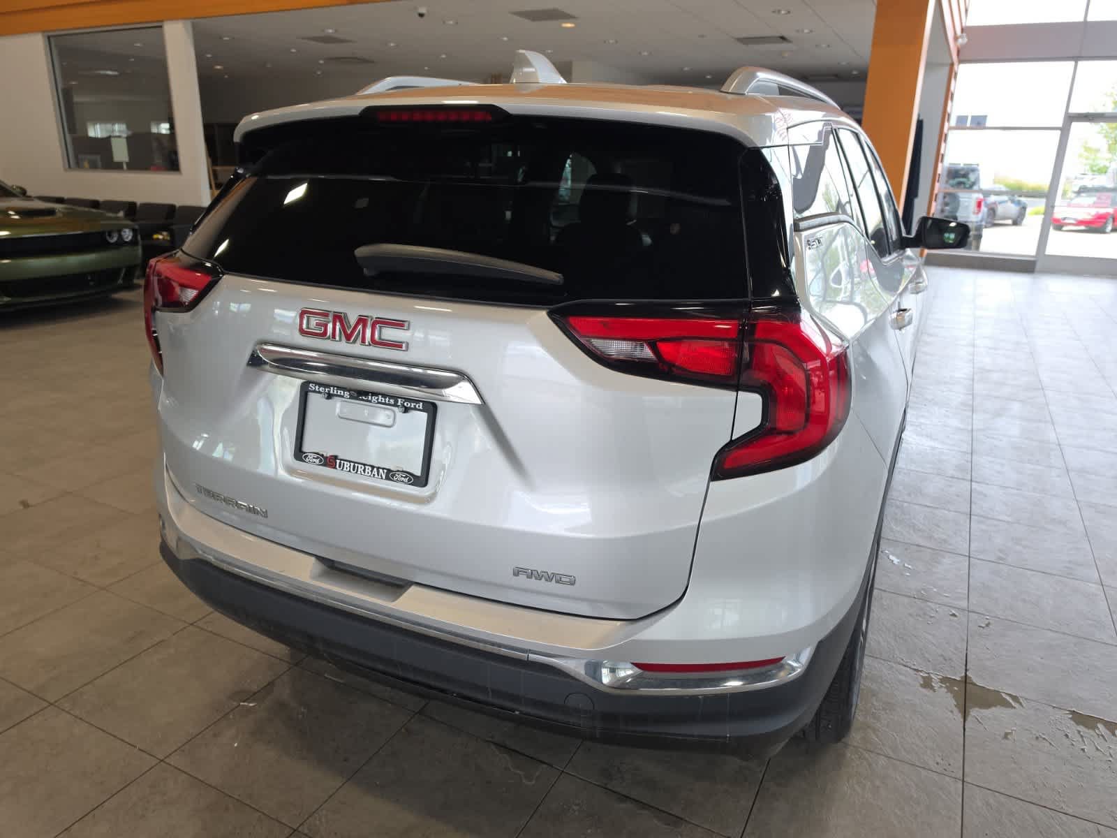 Used 2020 GMC Terrain SLT w/ Preferred Package AWD/4WD image 8