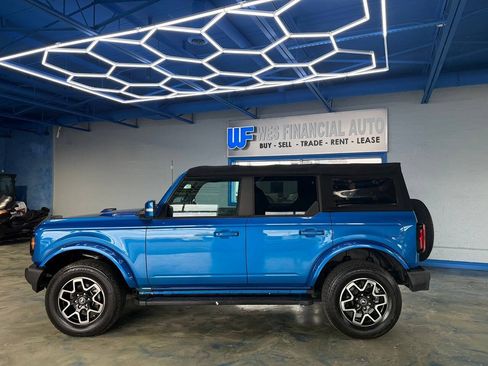 Used 2021 Ford Bronco Outer Banks AWD/4WD image 3
