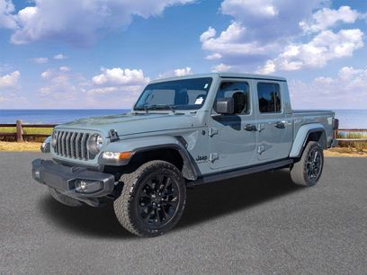 Used 2024 Jeep Gladiator Sport