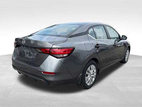 Used 2025 Nissan Sentra S FWD image 2