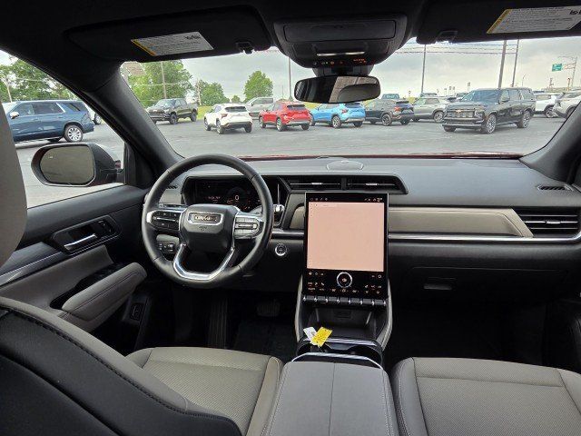 Used 2025 GMC Terrain Elevation w/ Elevation Premium Package AWD/4WD image 12