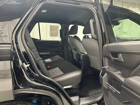 Used 2025 Toyota 4Runner TRD Off-Road image 50