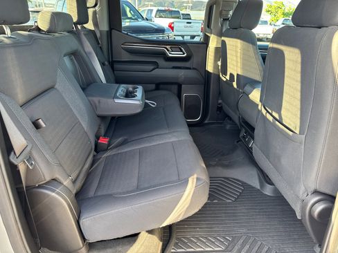 Certified 2024 GMC Sierra 1500 Elevation image 16