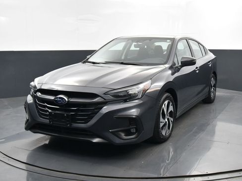 Used 2024 Subaru Legacy Premium image 6