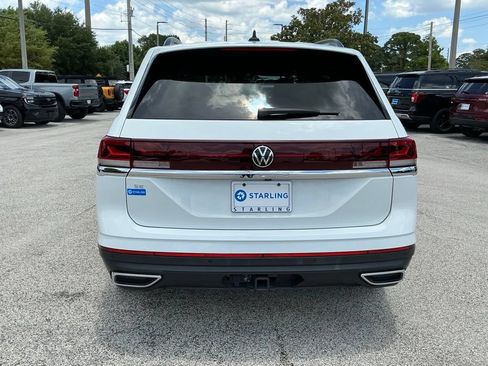 Used 2024 Volkswagen Atlas SE FWD image 7