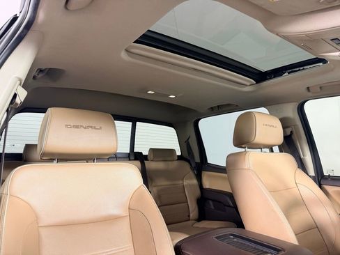 Used 2017 GMC Sierra 3500 Denali w/ Duramax Plus Package image 32