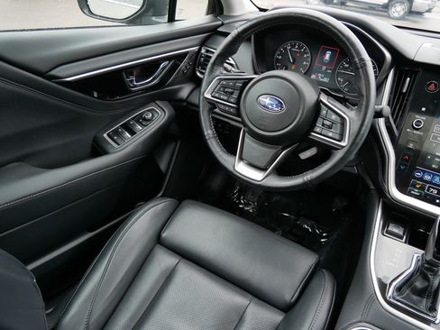 Certified 2023 Subaru Outback Limited image 9
