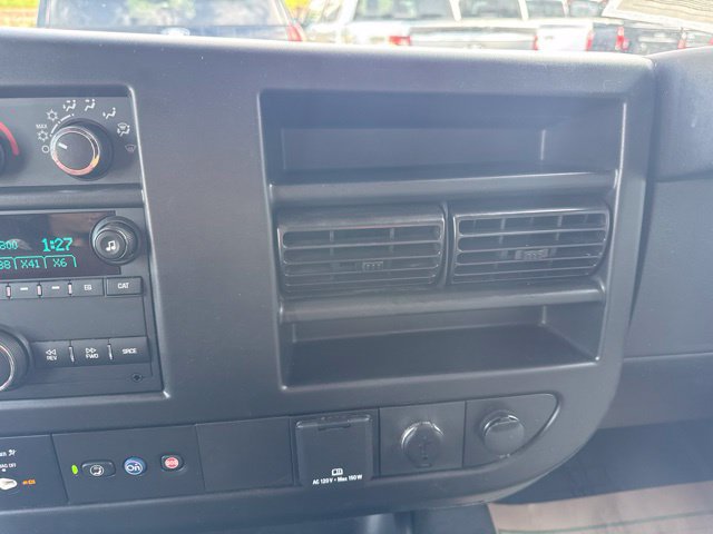 Used 2023 Chevrolet Express 3500 w/ Power Convenience Package RWD image 23